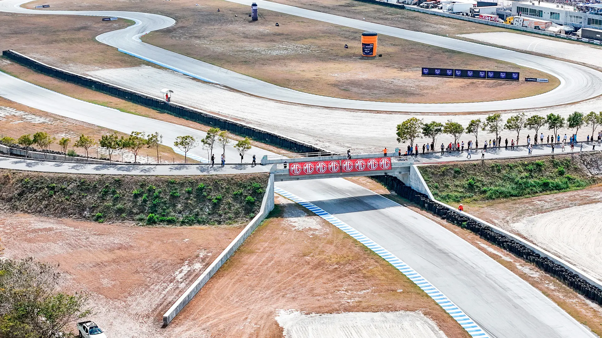 https://mgmotor.sfo2.digitaloceanspaces.com/storage/patrocinios/super-copa/galeria/mg-supercopa-galeria-10.webp